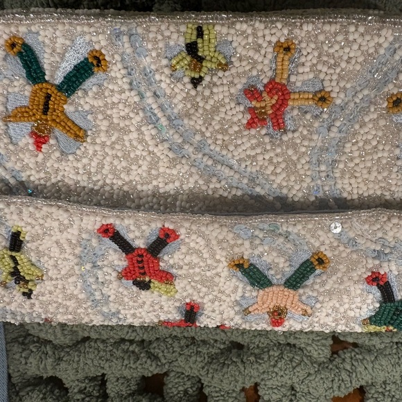 The Fiona Beaded Bag: Winter Icon Edition - Picture 10 of 17